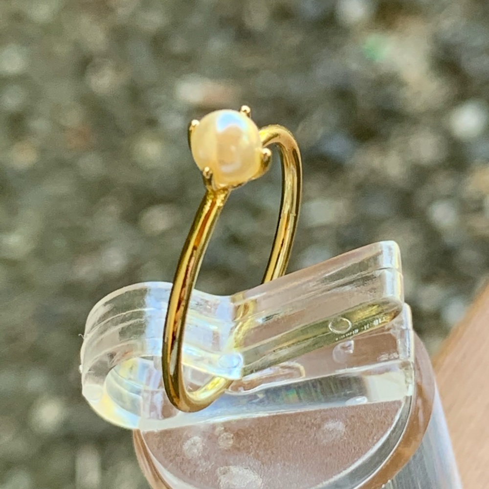 Gorgeous Ring For Women Delicate Mini Pearl - Picture 2 of 9